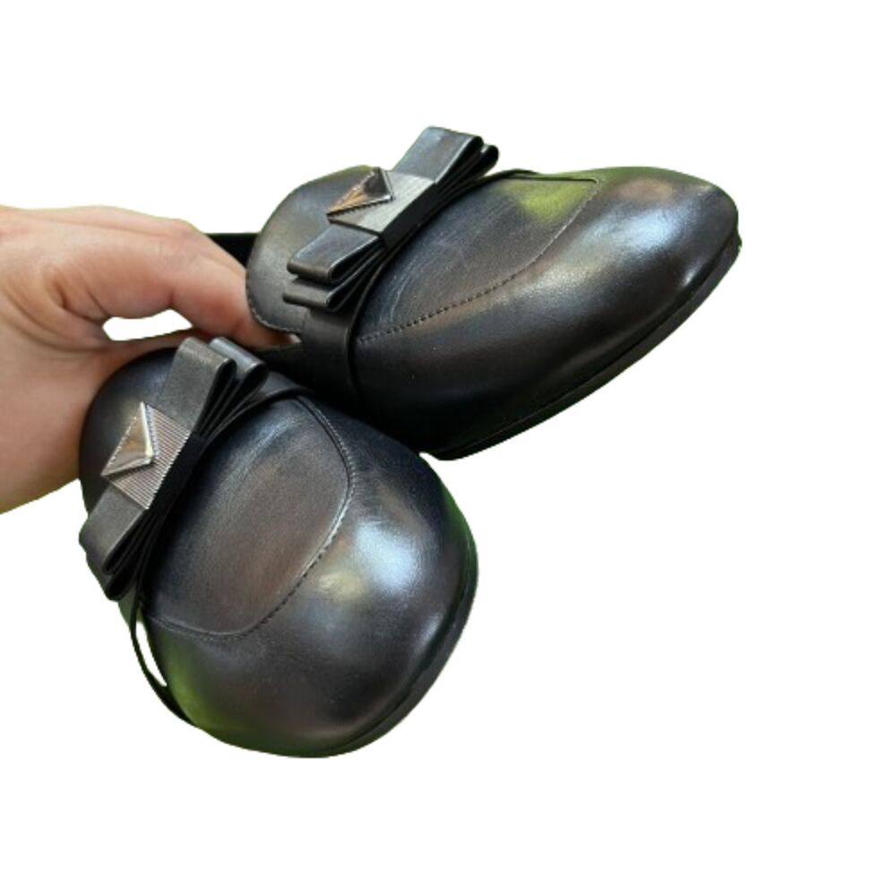 Michael Kors Women's  Black Leather Loafers Size 6.5M - Picture 6 of 8